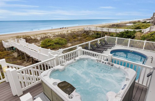Emerald Isle House | BEST BEACH, OCEANFRONT HOME, 6 BR, 5 BA, POOL, HOT TUB, ELEVATOR, GAME ROOM