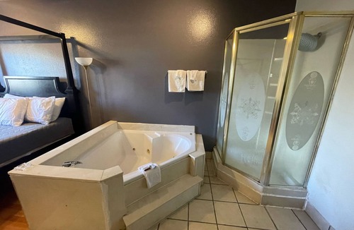 Bastrop Hotel | Best Budget Inn