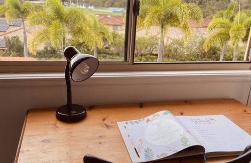 Robina House | Best Comfy Room next to Bond Uni