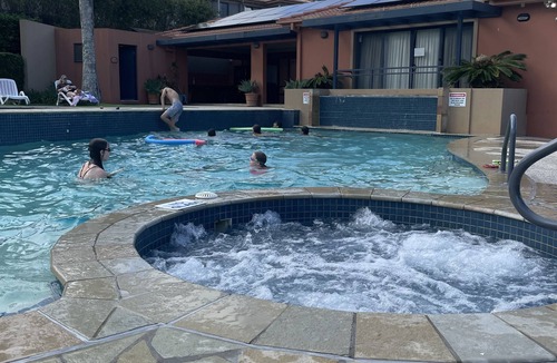 Robina House | Best Comfy Room next to Bond Uni