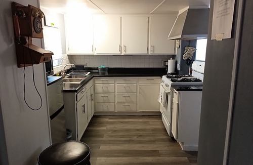 Hemet House | Best Cozy and Quiet Place!