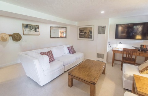 Ketchum Condo | Best Deal, small 2 bedroom unit
