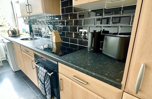 Dumbarton Apartment | Best Dumbarton home, spacious and bright