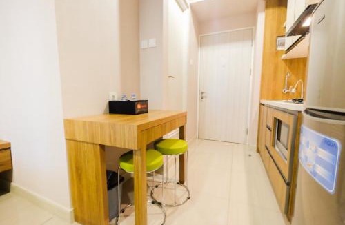 Bekasi Barat Apartment | Best Furnished Studio Grand Kamala Lagoon Apartment By Travelio