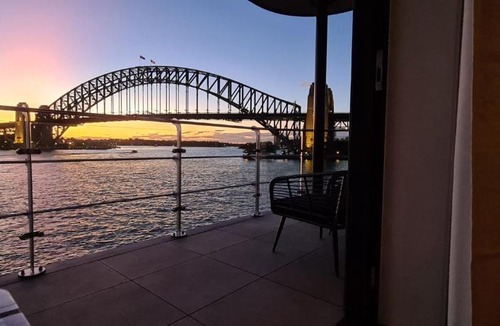 Kirribilli Apartment | Best Harbour Views & location in Sydney