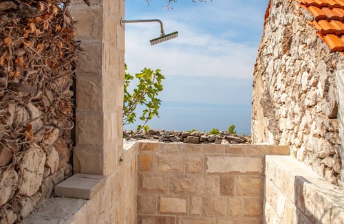 Makarska Villa | BEST HOST 2025-Stone Art House