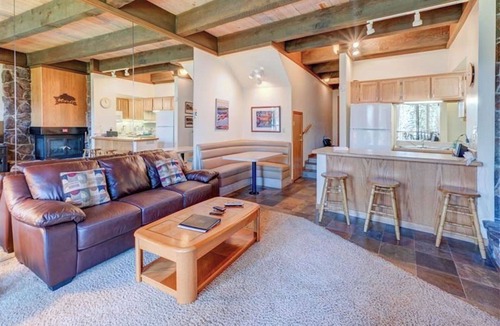 Brockway Condo | Best Lakefront Property,Spring is a great time to visit! 5th night free!