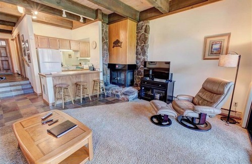 Brockway Condo | Best Lakefront Property,Spring is a great time to visit! 5th night free!