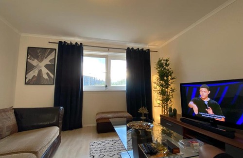 Govan House | Best location Glasgow