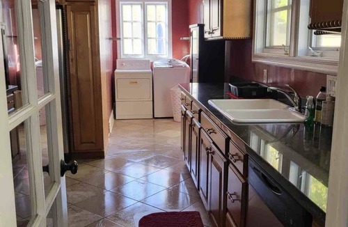 West Hollywood House | Best Location House in Hollywood, CA Close to Everything!