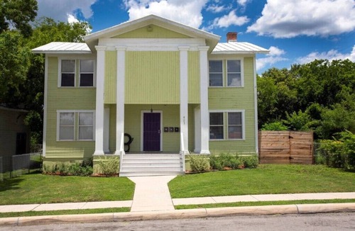 Near East Side Apartment | Best location in historic Dignowity Hill, Downtown