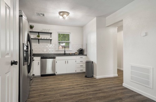 Owasso House | Best Location in Owasso!-Walk to Dining/Shopping-Redbud District