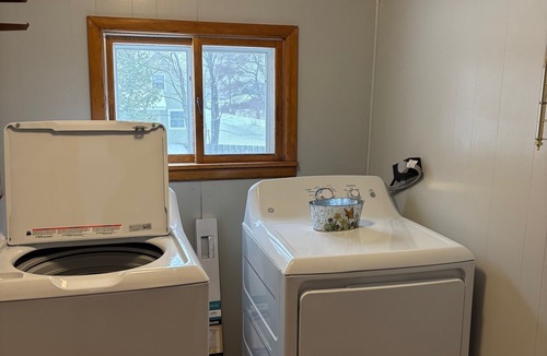 Mohawk House | Best location in the Keewenaw!