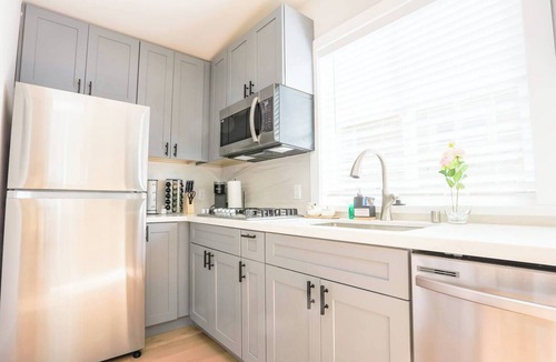 Sunnyvale House | Best Location | New Build | Tech | Laundry & A/C