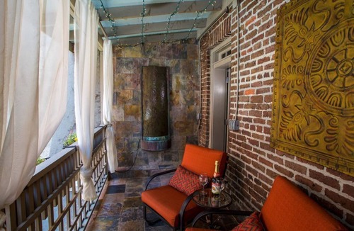 Charleston Historic District House | Best Location - On Market St. in Historic Downtown