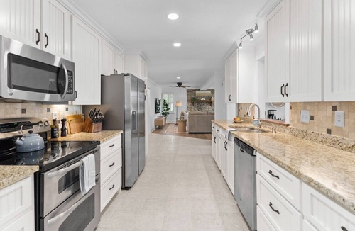 Milledgeville House | Best Location On Lake Sinclair