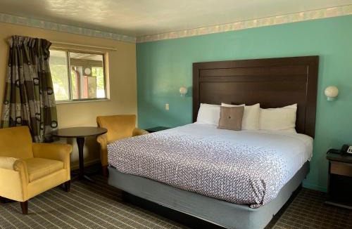 Reynolds Corners Hotel | Best Motel