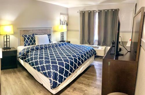 Bitter Lake Hotel | Best Motel