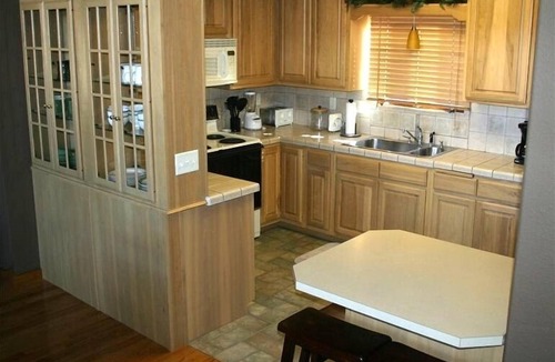 Custer House | Best of Both Worlds - Wilderness ~And~ Comforts