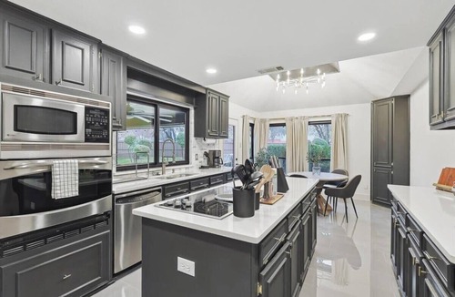 Northeast Carrollton House | Best of Carrollton - Luxury, Pool, Hot tub, Games