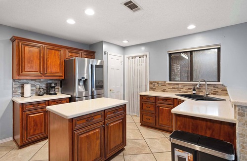 DeSoto House | Best of Desoto | 5BR/3BA w Pool, Patio, BBQ, Games