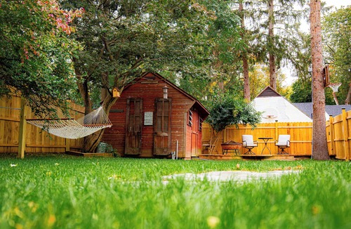 Troy House | BEST of TROY, NY! - Unique Stay Experience - Upstate New York