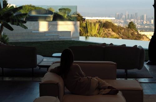 The Bird Streets Villa | BEST Panoramic Views at Luxury Modern Mansion