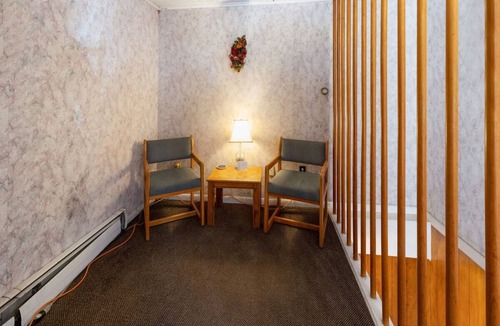 Delhi House | Best Place to Stay in Delhi! 4 Convenient Units, Near Maple Shade Farm