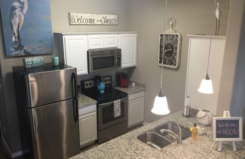 Corpus Christi House | Best pool on the Island! Walk to beach! & 10/10 Rated!