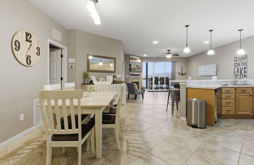 Osage Beach Condo | Best Rated Lands End Condo, No Steps, MainChannel View, 3bd/2Bath. Seasonal Pool
