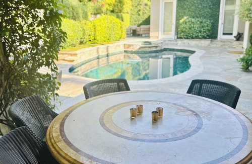 Beverly Glen Bed & Breakfast | Best Short term Rental