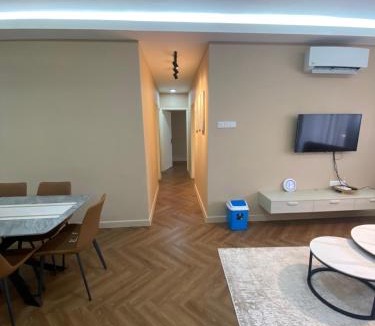 Bandar Sri Permaisuri Apartment | Best Spot in City