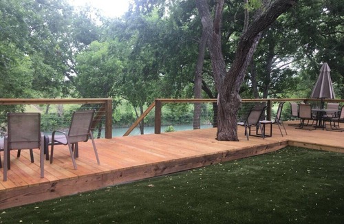 Martindale House | Best Spot on the San Marcos River!