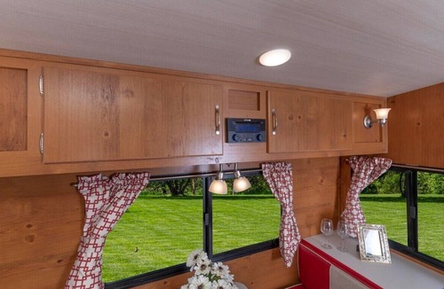 Tyler House | Best Stays@Bumble Bee cozy spot for short stays