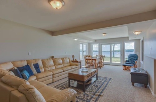 Three Rivers House | Best Sunsets on Beautiful Corey Lake!