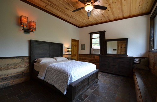 Champion Cabin | BEST TIME ON THE MOUNTIAN!