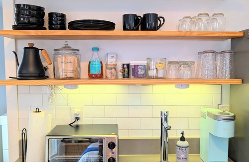 Downtown Apartment | Best Tiny House In Town!