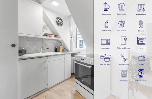 Hottingen Apartment | Best Value | AC | Free Parking | Central Location