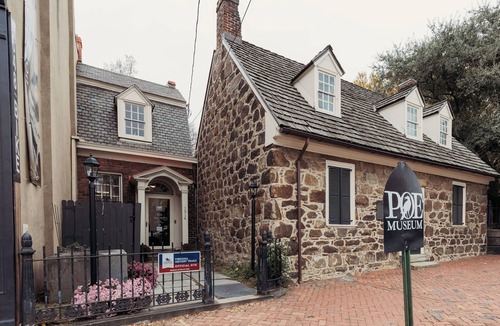 Columbia Hotel | Best Value, Quality Stay! Near Hyper Kidz, Pets are Allowed Here, w/Pool!