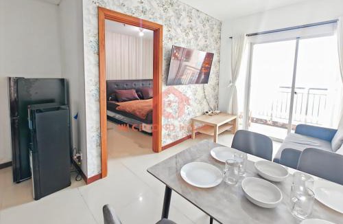 Pluit Apartment | Best View 1BR Baywalk Condo Pool Gym, Wi-Fi
