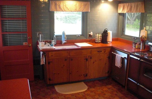 Bellport House | Best view of Great South Bay - 4 BR in Bellport, NY. Short walk to village.
