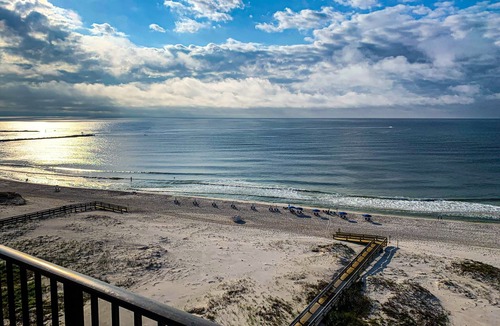 Orange Beach Condo | BEST VIEW ON THE BEACH !
