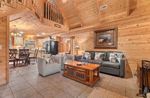 Branson Cedars Cabin | Best Views in the Area Free Tickets Hot Tub Pet Friendly Near Big Cedar Loft & Games Included
