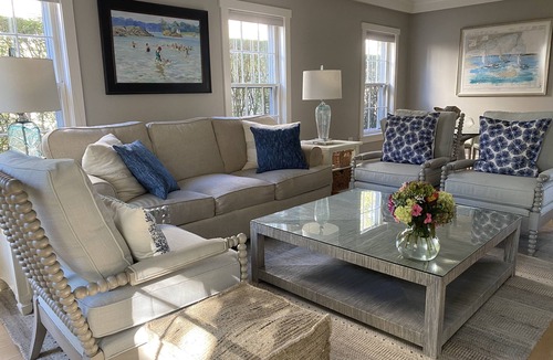 Nantucket Town House | Best “walk everywhere” location. June 27-July 11 still open. 10% off. Ferry tix.