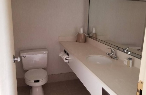 Madison Hotel | Best Way Inn Madison