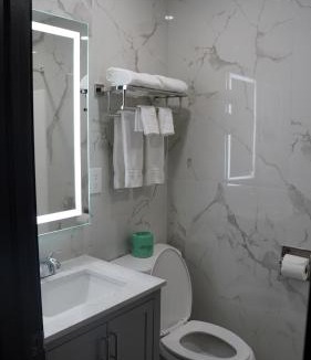 Rockfall Hotel | Best Way Inn