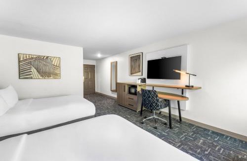 Crowley Hotel | Best Western Acadia Hotel