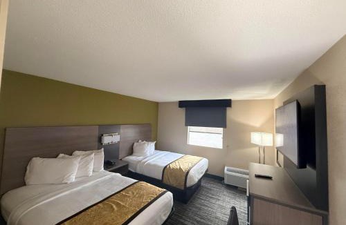 Chillicothe Hotel | Best Western Adena Inn