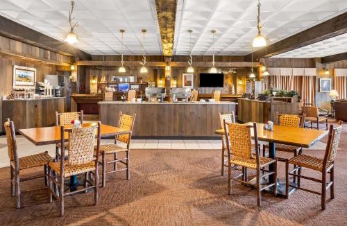Lake Placid Hotel | Best Western Adirondack Inn