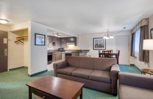 Lynnwood Hotel | Best Western Alderwood